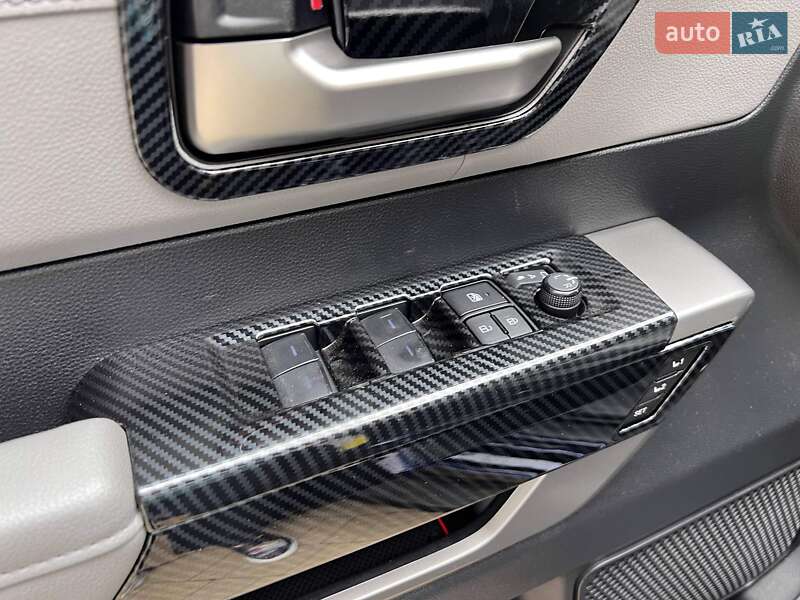 Пикап Toyota Tundra 2023 в Львове фото 33 Пикап Toyota Tundra 2023 в Львове