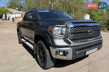 Пикап Toyota Tundra 2019 в 