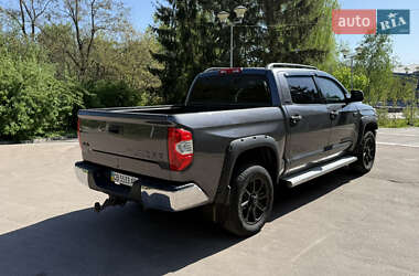 Пикап Toyota Tundra 2019 в 