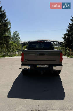 Пикап Toyota Tundra 2019 в 