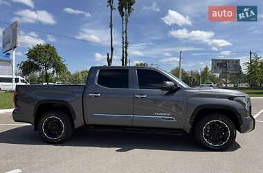 Пикап Toyota Tundra 2023 в 