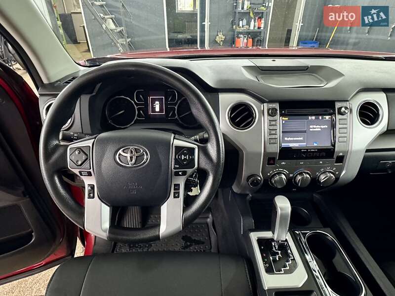 Пікап Toyota Tundra 2018 в Дніпрі
