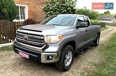 Пикап Toyota Tundra 2017 в 