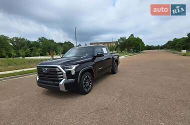 Toyota Tundra 2023