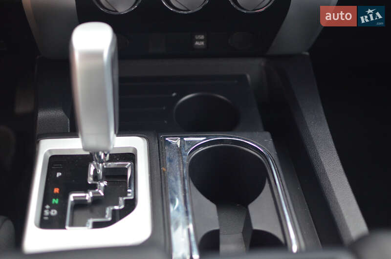 Пикап Toyota Tundra 2017 в Львове