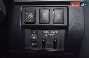 Пикап Toyota Tundra 2017 в 