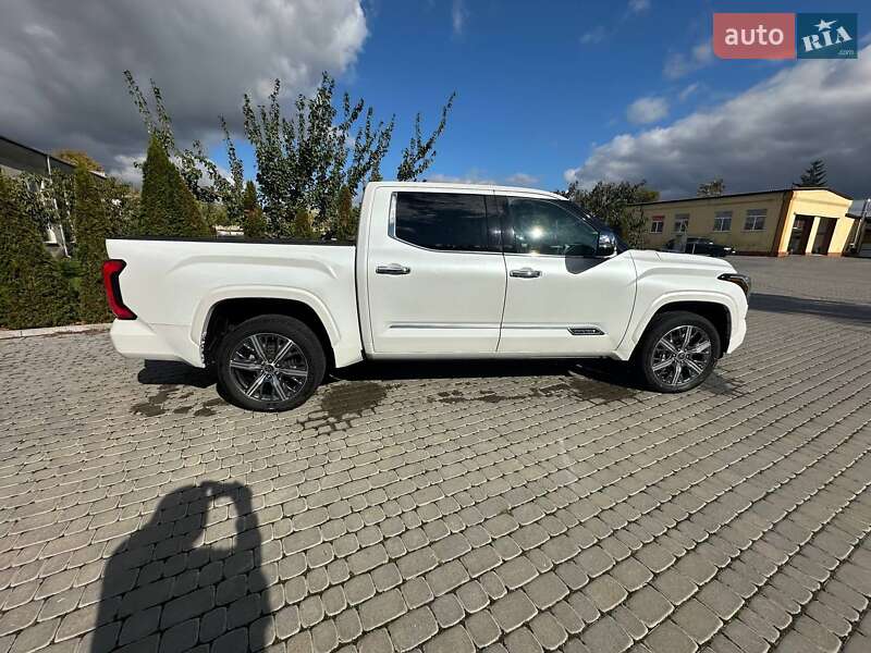Пікап Toyota Tundra 2023 в Вінниці