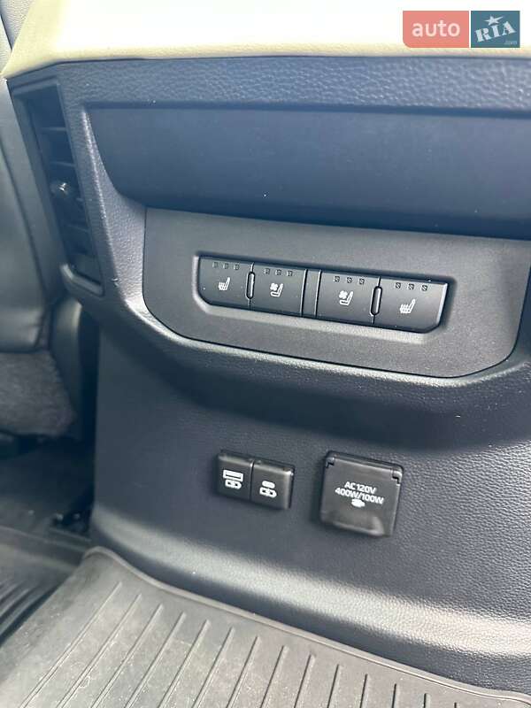 Пікап Toyota Tundra 2023 в Вінниці