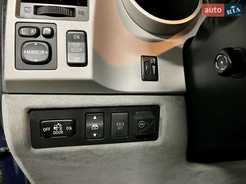 Пікап Toyota Tundra 2007 в Києві