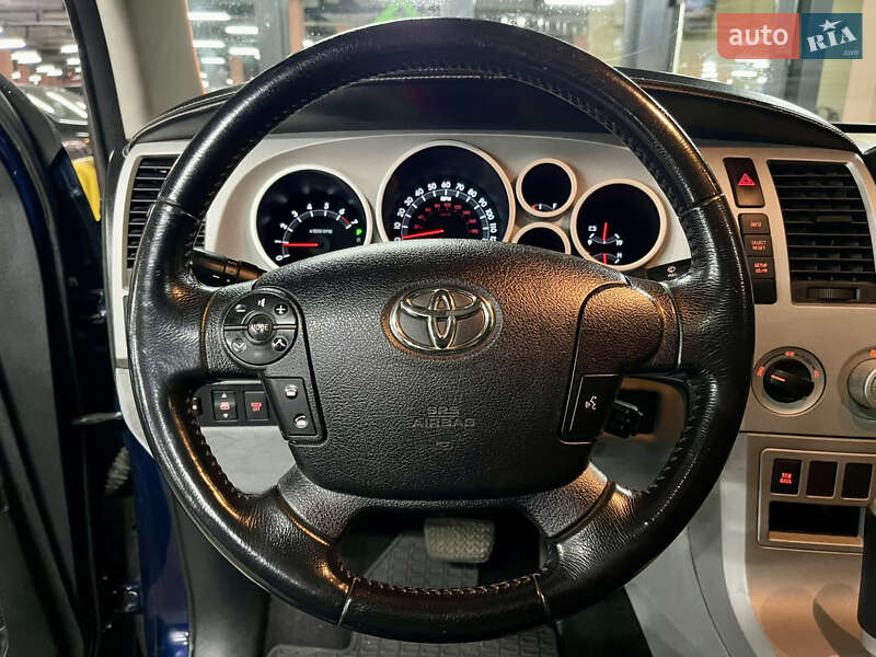 Пікап Toyota Tundra 2007 в Києві