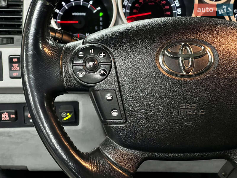 Пікап Toyota Tundra 2007 в Києві