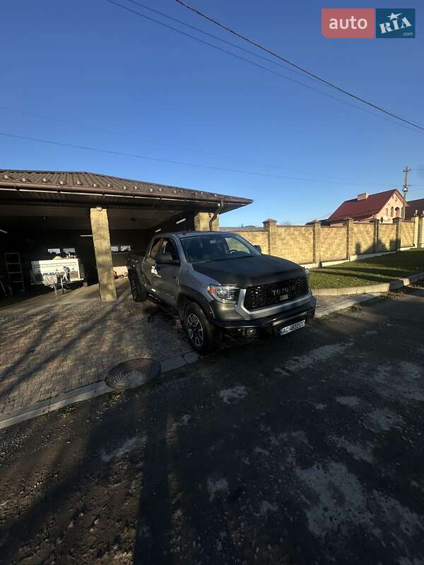 Пікап Toyota Tundra 2016 в Луцьку фото 3 Пікап Toyota Tundra 2016 в Луцьку