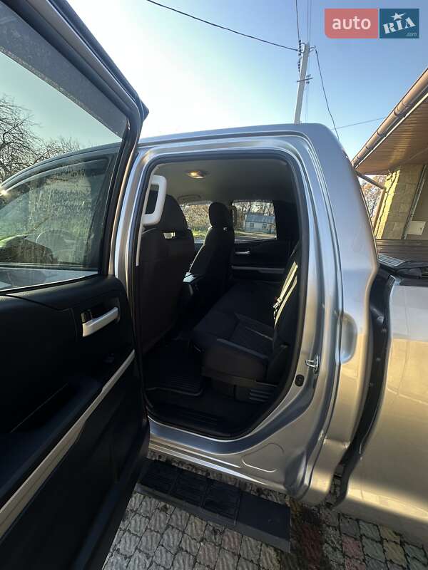 Пікап Toyota Tundra 2016 в Луцьку фото 11 Пікап Toyota Tundra 2016 в Луцьку