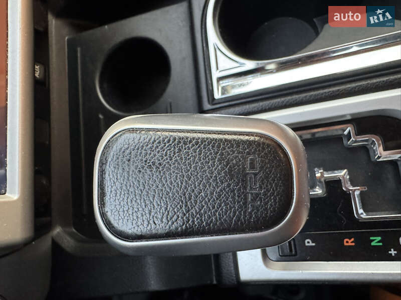 Пікап Toyota Tundra 2018 в Вінниці