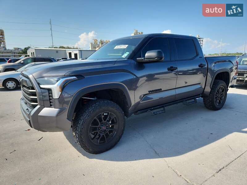 Toyota Tundra 2023