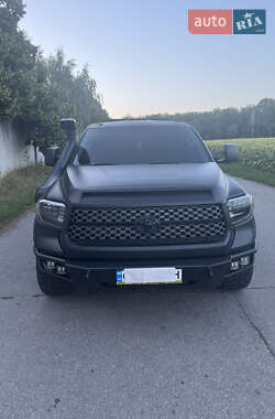 Пикап Toyota Tundra 2011 в Умани