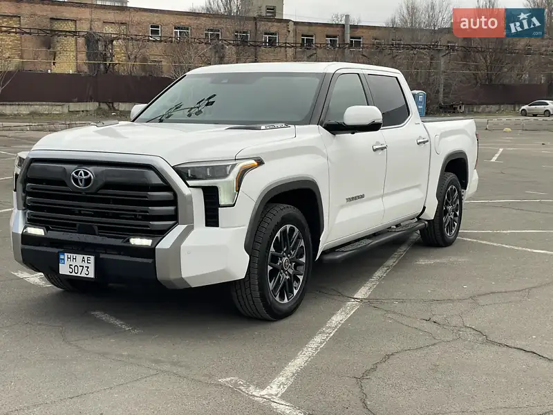 Toyota Tundra