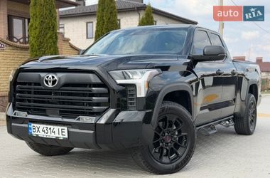 Пікап Toyota Tundra 2022 в Хмельницькому