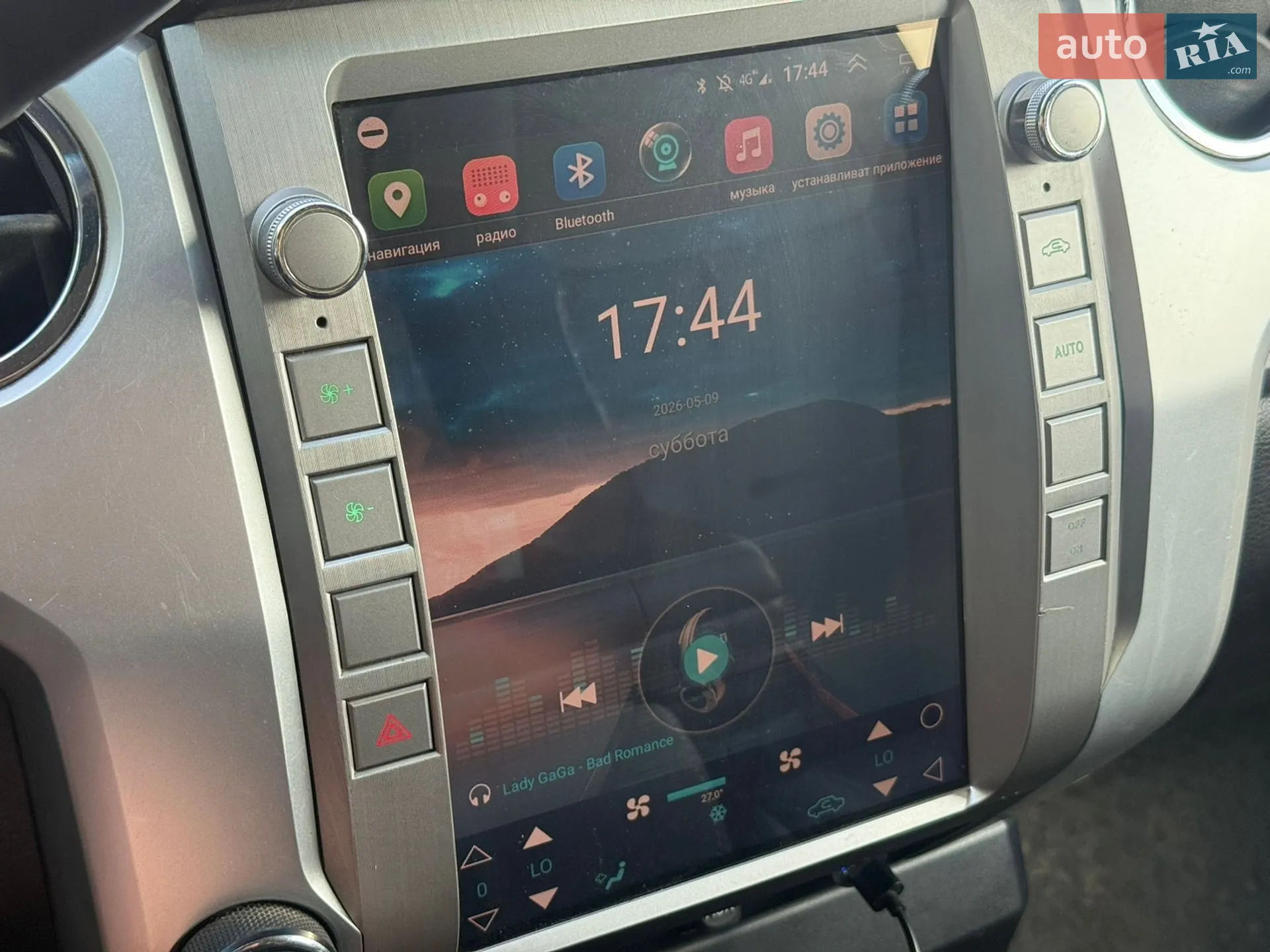 2015 Toyota Tundra - мініатюра 24