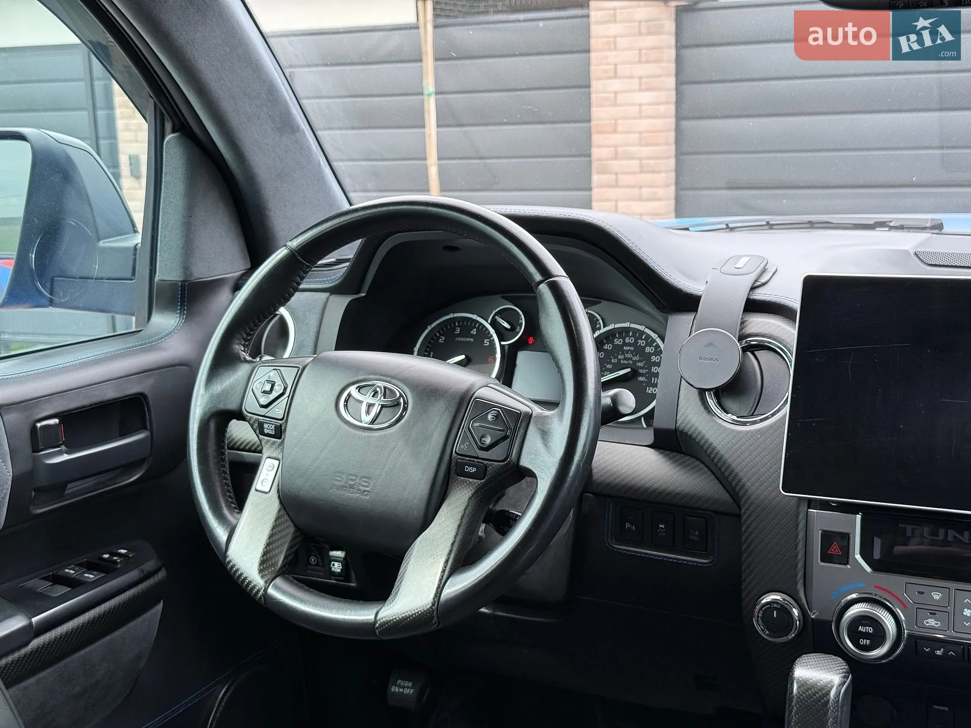 2015 Toyota Tundra - мініатюра 24