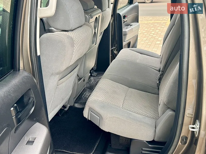 Toyota Tundra 2012 VIN 5TFUW5F19CX267128 фото оголошення 8 з 94