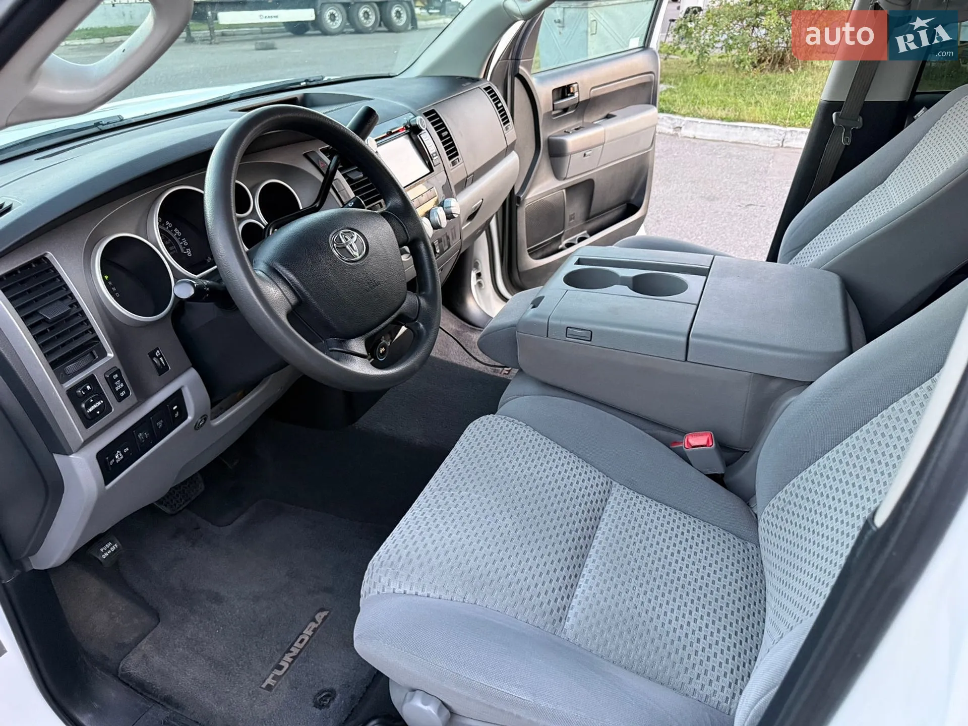 2012 Toyota Tundra - мініатюра 19