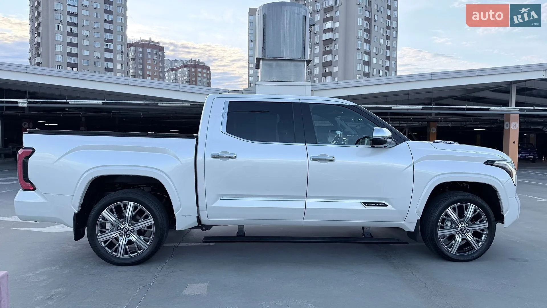2024 Toyota Tundra - мініатюра 24