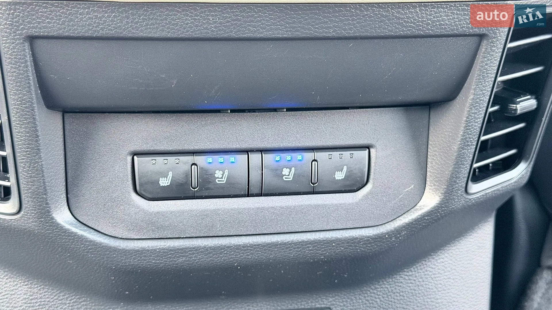 2024 Toyota Tundra - мініатюра 75