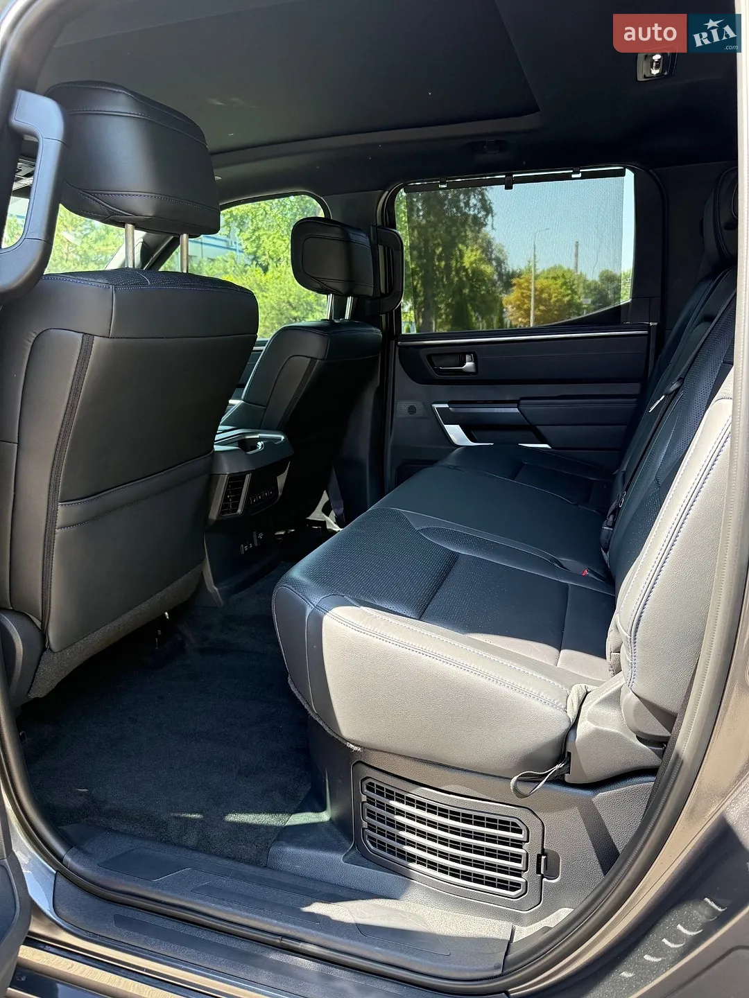 2023 Toyota Tundra - мініатюра 18