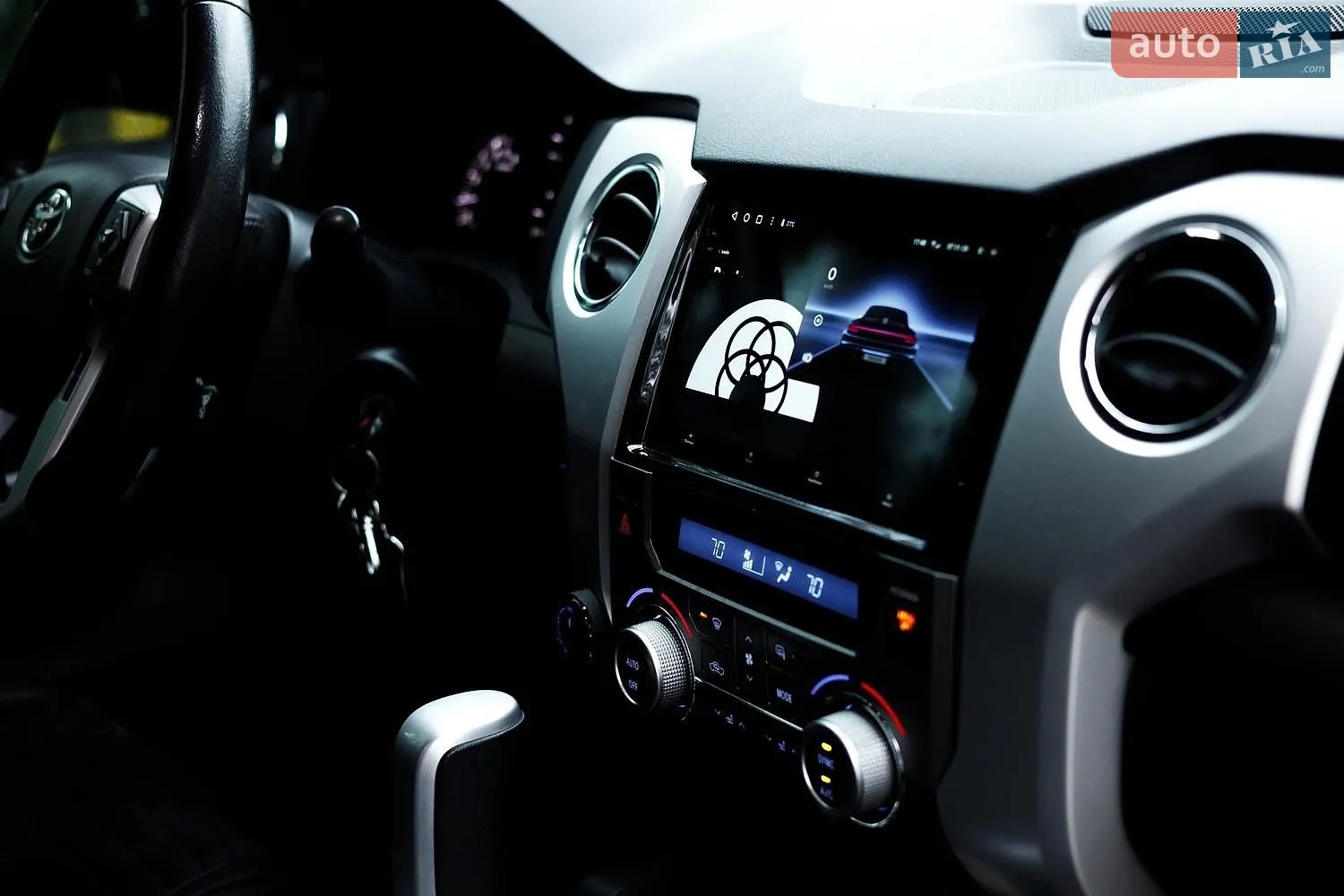 2018 Toyota Tundra - мініатюра 13