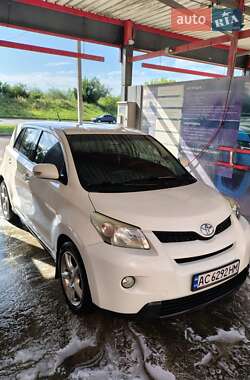 Внедорожник / Кроссовер Toyota Urban Cruiser 2011 в Львове