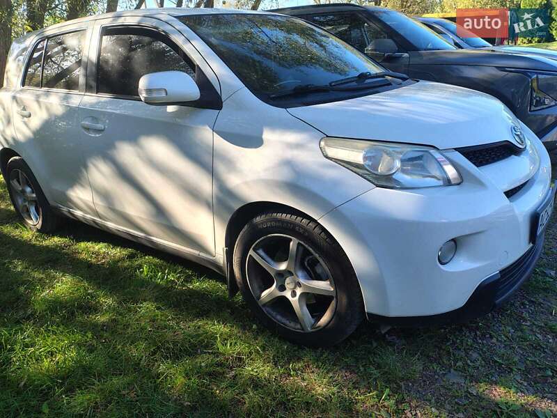 Внедорожник / Кроссовер Toyota Urban Cruiser 2011 в Львове фото 12 Внедорожник / Кроссовер Toyota Urban Cruiser 2011 в Львове