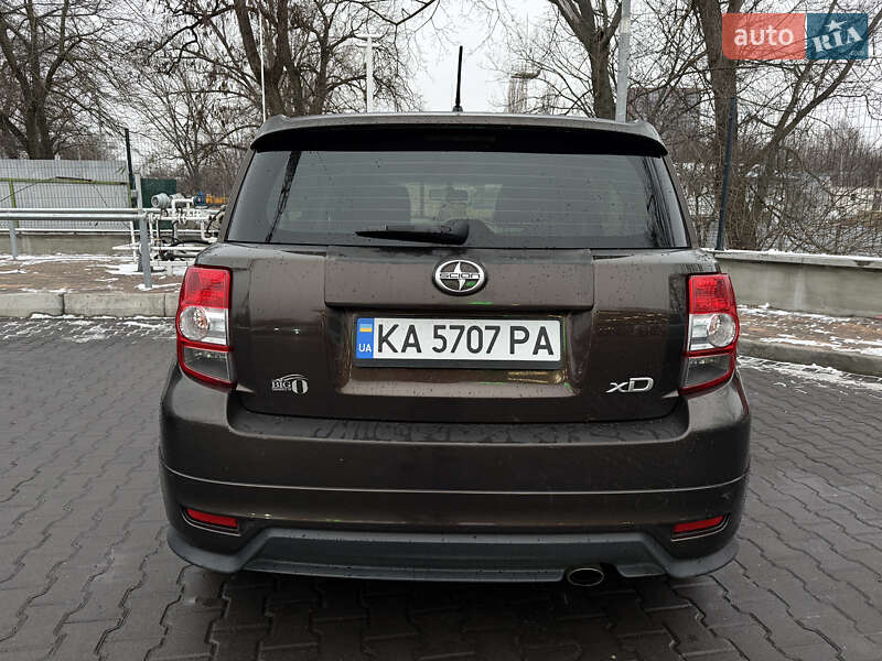 Внедорожник / Кроссовер Toyota Urban Cruiser 2010 в Киеве