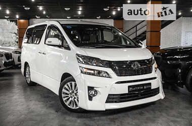 Мінівен Toyota Vellfire 2012 в Одесі