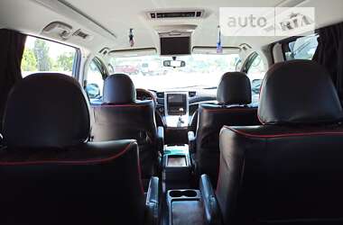 Мінівен Toyota Vellfire 2010 в Києві