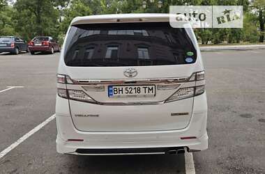 Мінівен Toyota Vellfire 2013 в Одесі