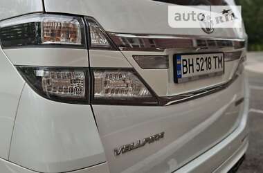 Мінівен Toyota Vellfire 2013 в Одесі