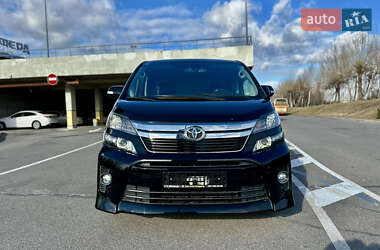 Мінівен Toyota Vellfire 2014 в Києві