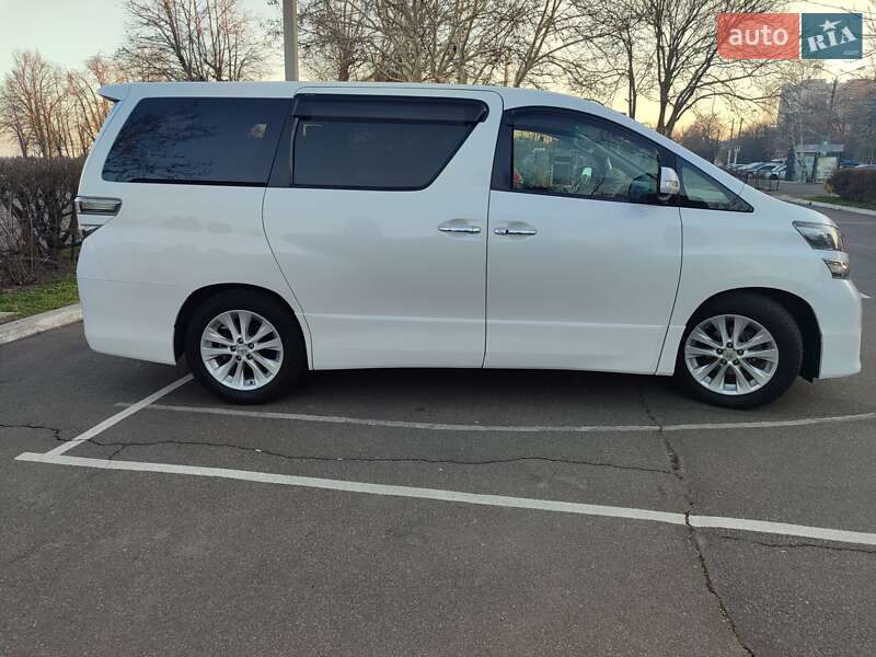 Мінівен Toyota Vellfire 2011 в Чорноморську