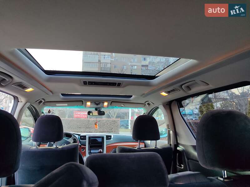 Мінівен Toyota Vellfire 2011 в Чорноморську