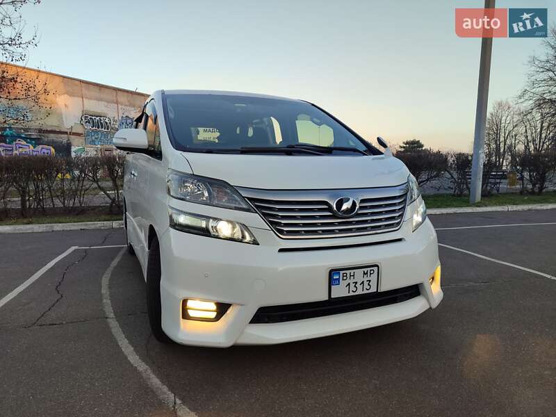 Мінівен Toyota Vellfire 2011 в Чорноморську