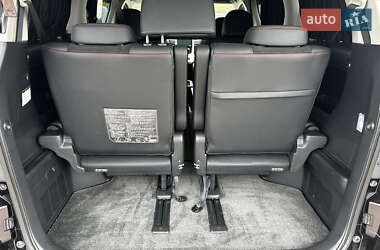 Минивэн Toyota Vellfire 2014 в 