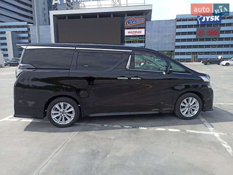 Минивэн Toyota Vellfire 2017 в Киеве