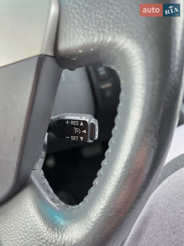 Мінівен Toyota Vellfire 2013 в Одесі