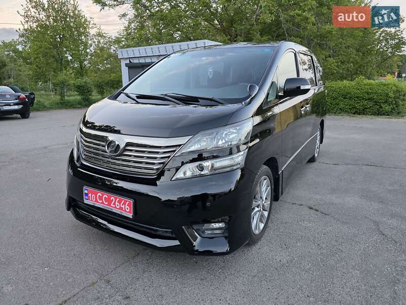 Мінівен Toyota Vellfire 2011 в 