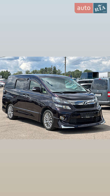 Минивэн Toyota Vellfire 2014 в Киеве