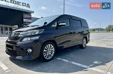 Минивэн Toyota Vellfire 2013 в 