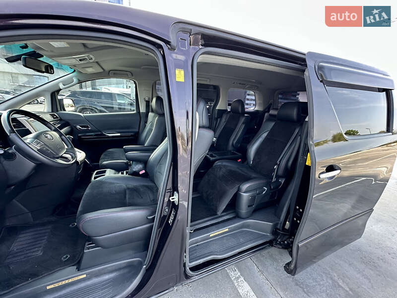 Минивэн Toyota Vellfire 2013 в Киеве