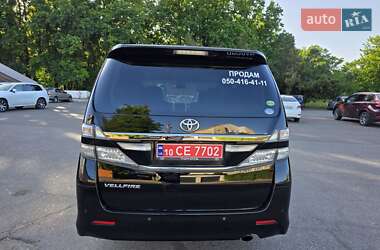 Минивэн Toyota Vellfire 2013 в 