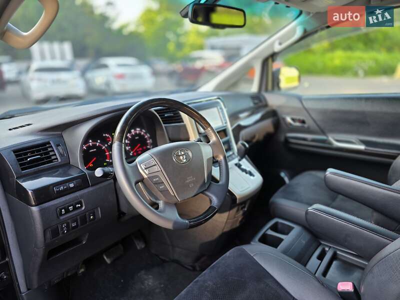 Минивэн Toyota Vellfire 2013 в Одессе фото 27 Минивэн Toyota Vellfire 2013 в Одессе